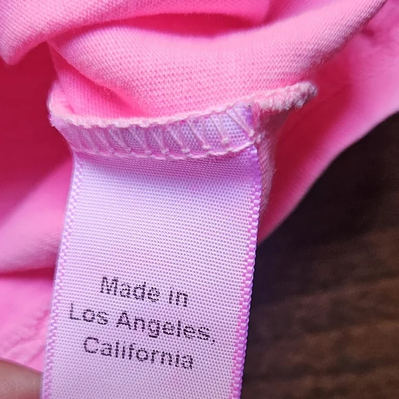 Clare V Hot Pink T-Shirt with Red 'CIAO' Print - Picture 4 of 6